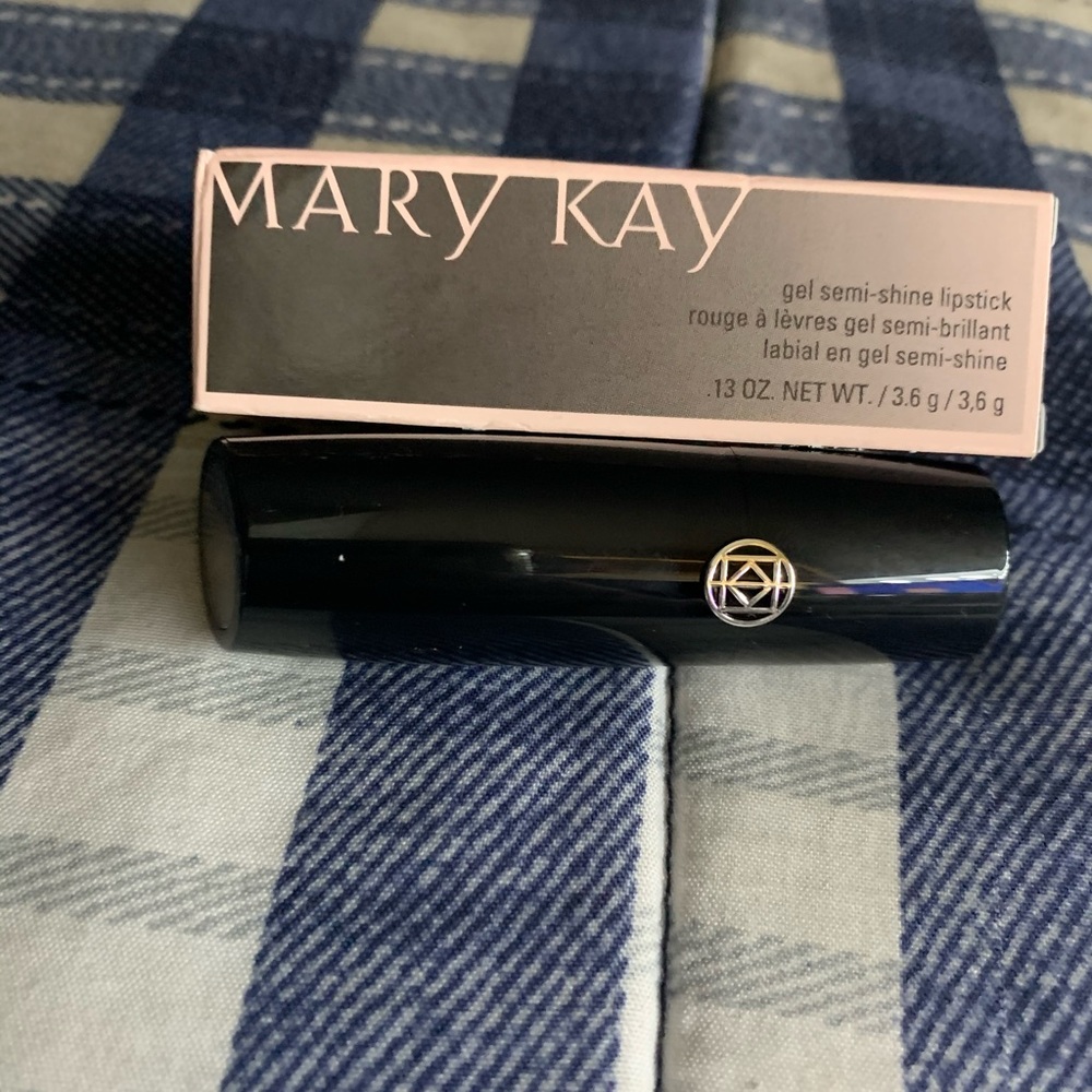 Mary Kay Gel Semi-Shine Lipstick